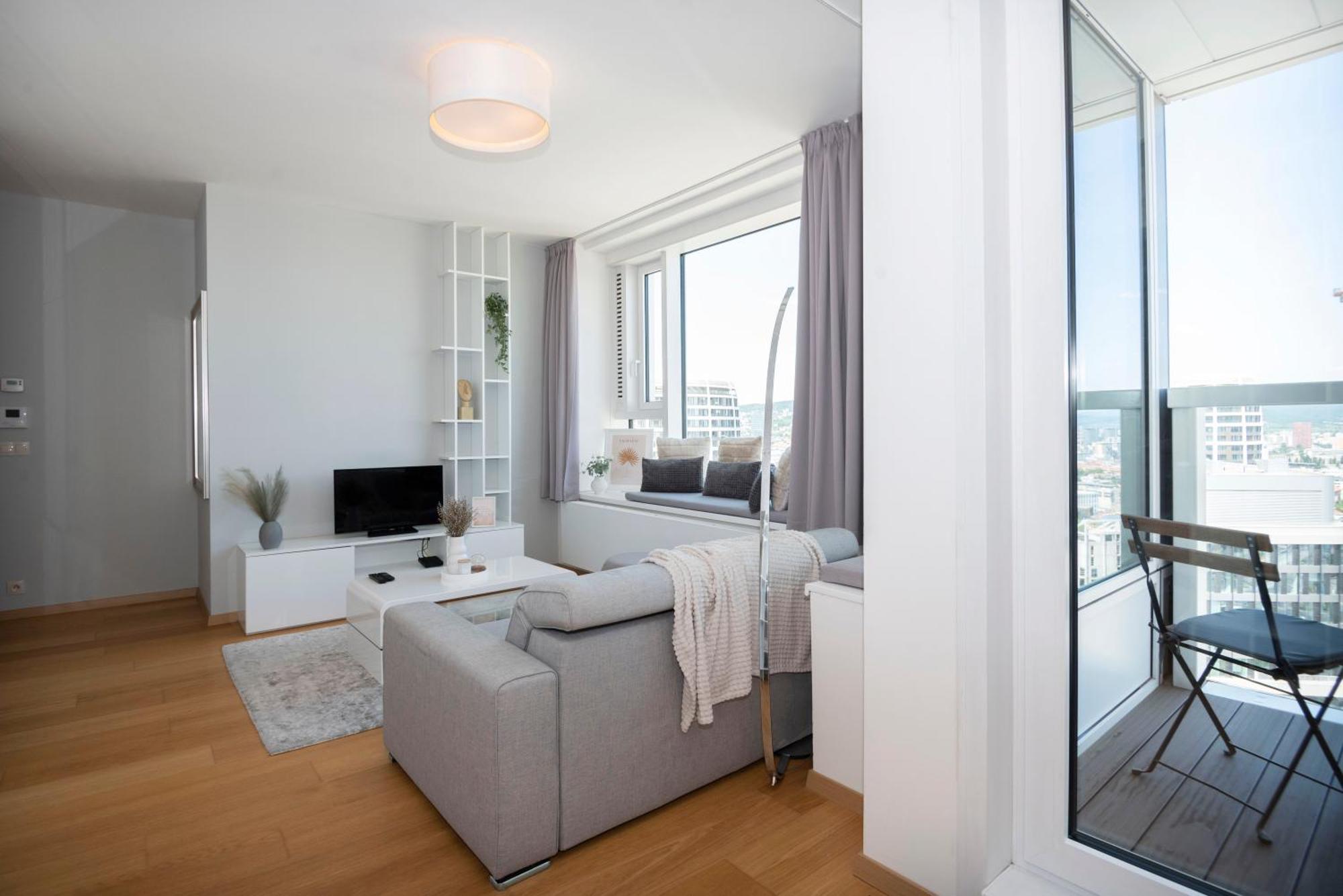 Апартаменты Luxury 1Bdrm On The 28Th Floor Братислава Экстерьер фото