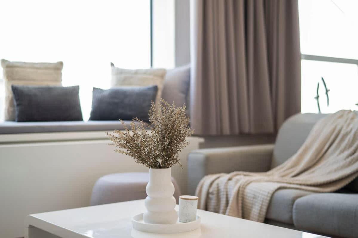 Апартаменты Luxury 1Bdrm On The 28Th Floor Братислава Экстерьер фото
